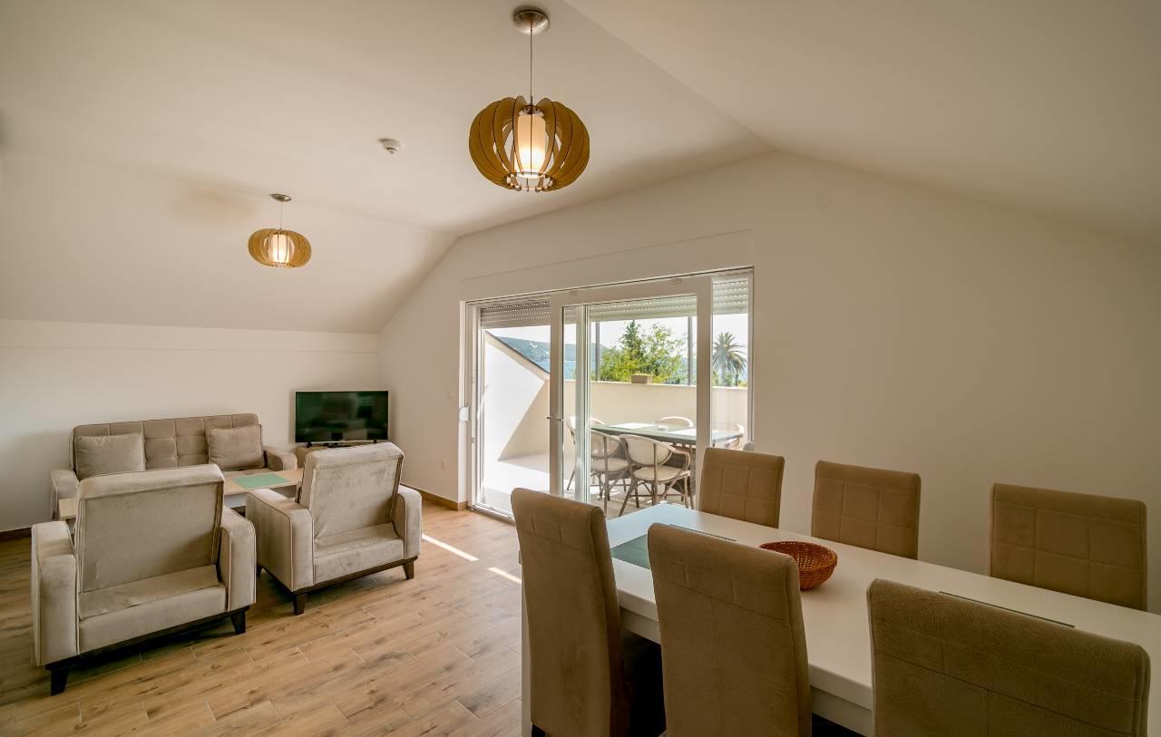 Apartmani Luka Мельине Экстерьер фото