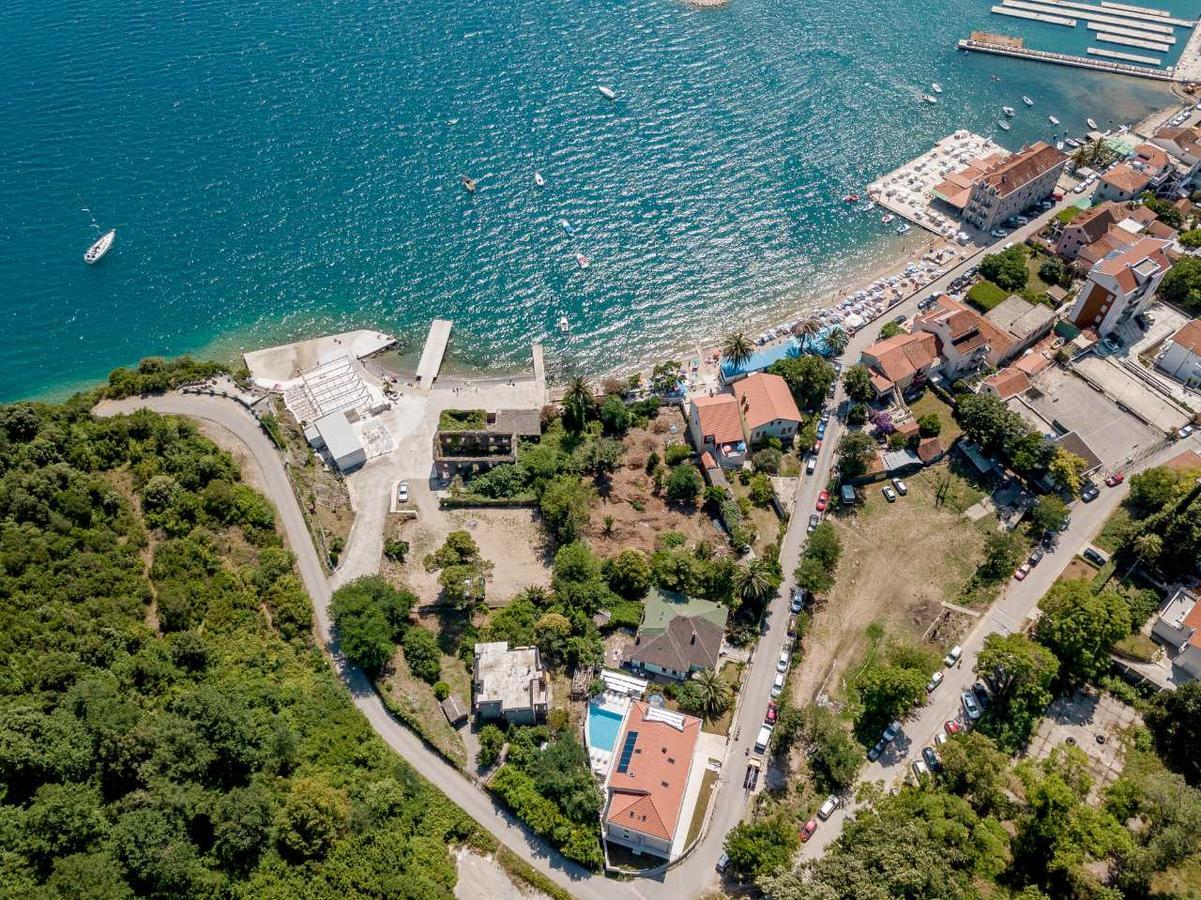 Apartmani Luka Мельине Экстерьер фото