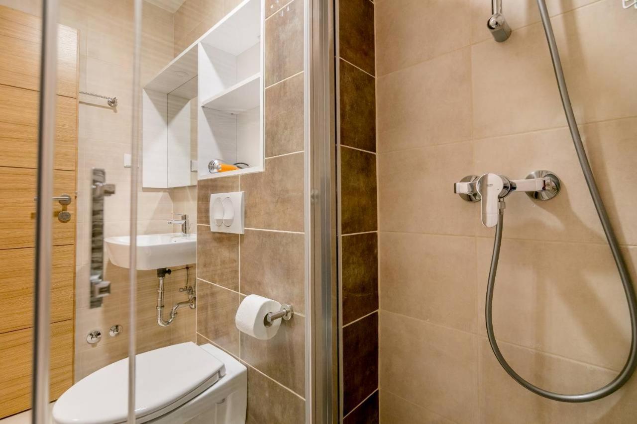 Apartmani Luka Мельине Экстерьер фото